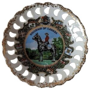 Vintage Souvenir Of Canada Decorative Plate - 4.5"